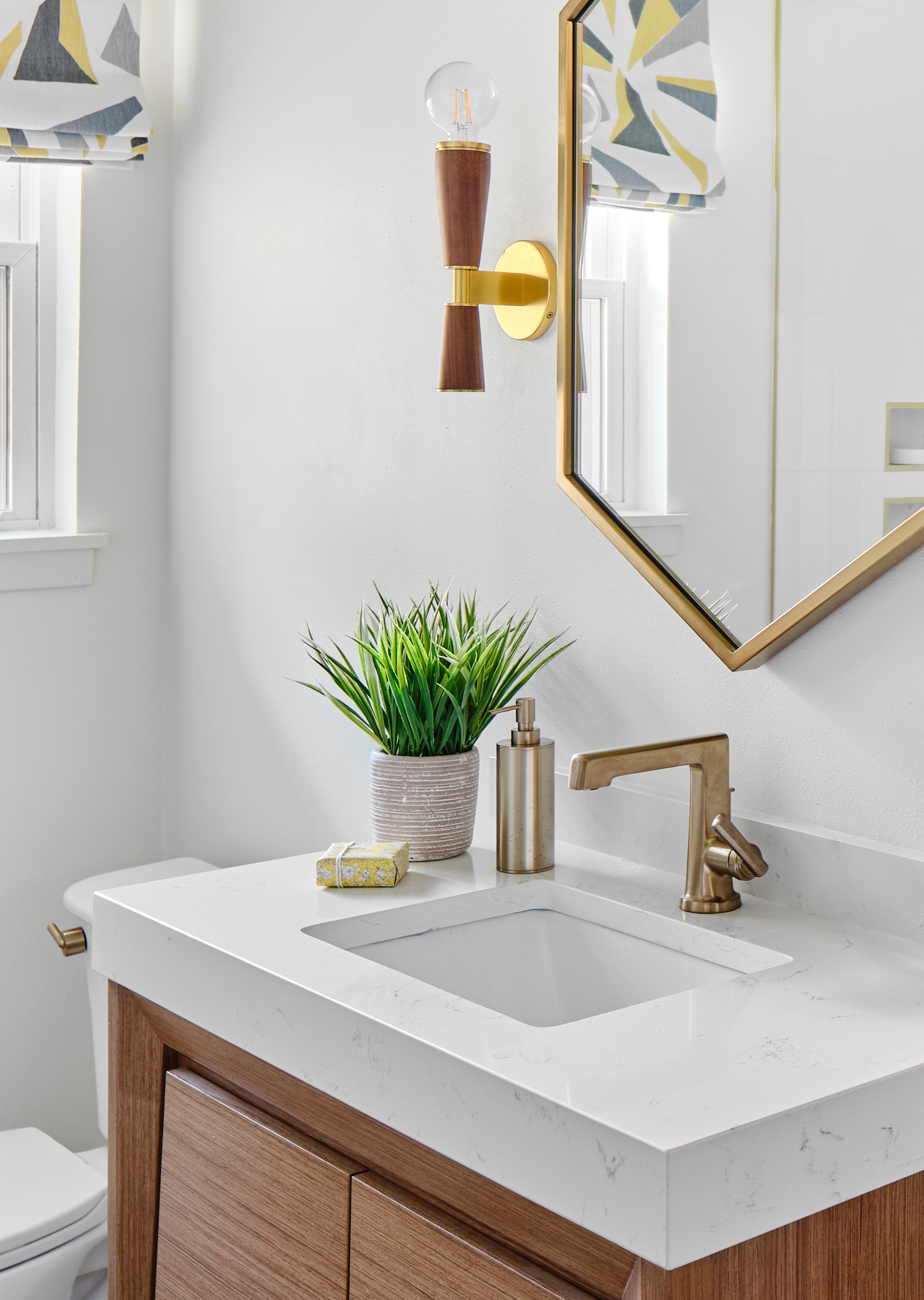 Kenilworth bathroom sink