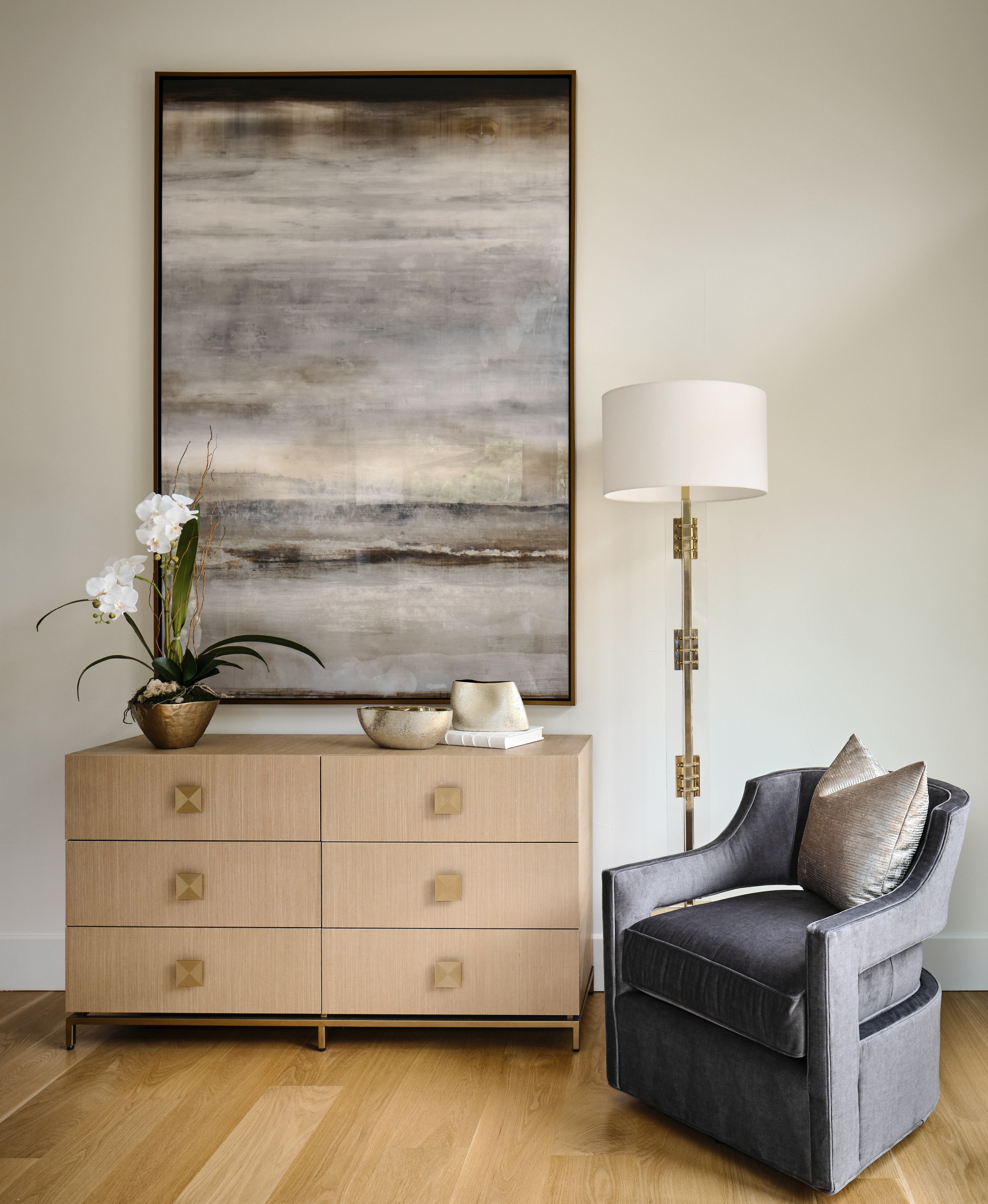 The Club at Ravenna Littleton Swivel Chair