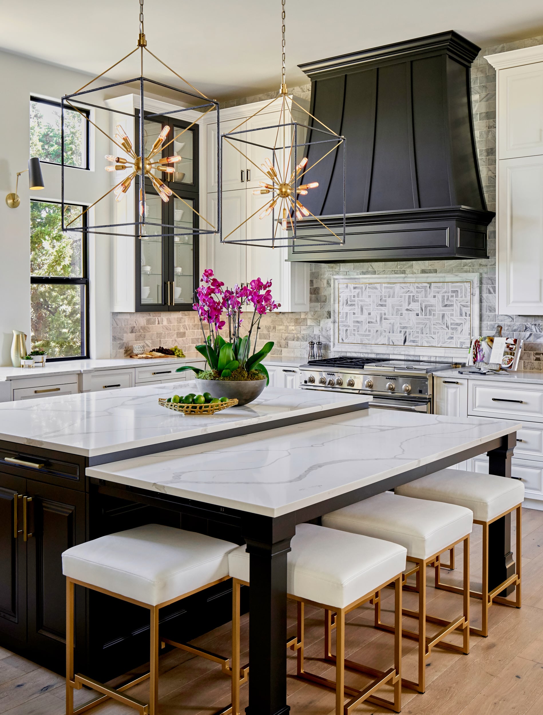 Ahaven la escalera,Haven Design and Construction, San Antonio Interior Designer, San Antonio Builder min