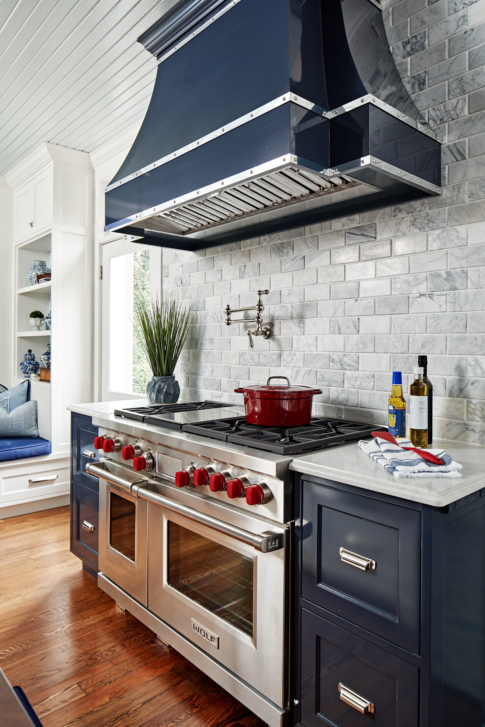 HHistoric Kitchen Alamo Heights San Antonio Interior Designer Haven Design and Construction Builder min